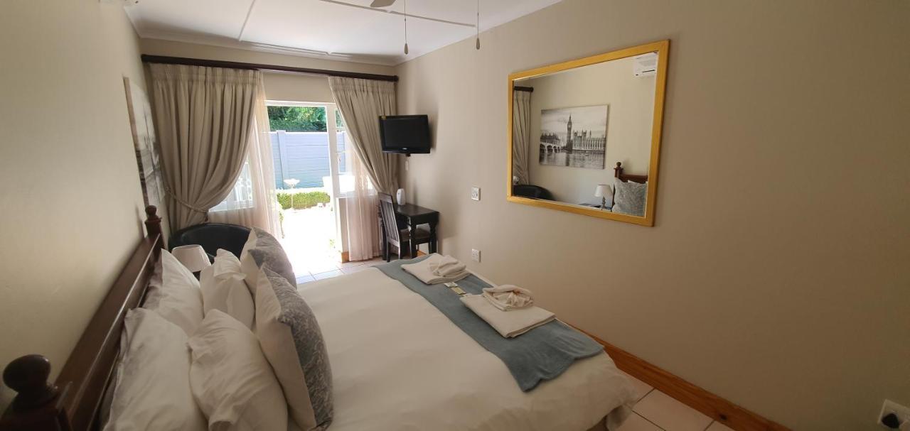 Acacia Westdene B&B Блоемфонтейн Екстериор снимка