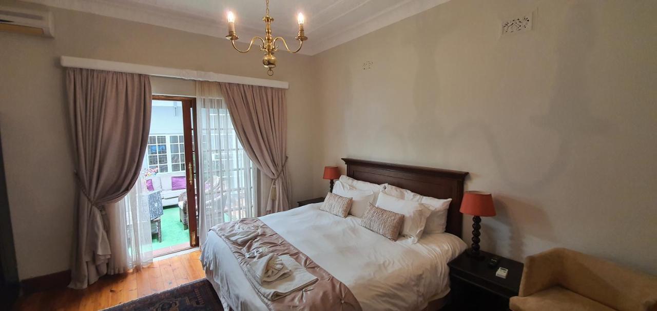 Acacia Westdene B&B Блоемфонтейн Екстериор снимка