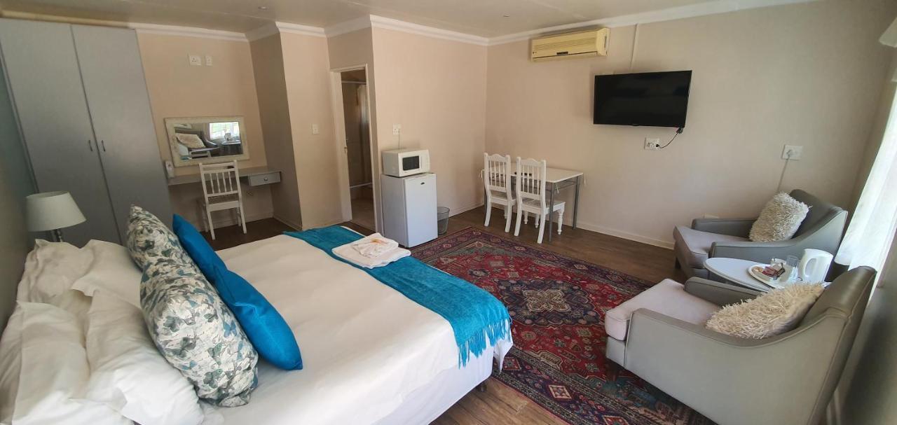 Acacia Westdene B&B Блоемфонтейн Екстериор снимка