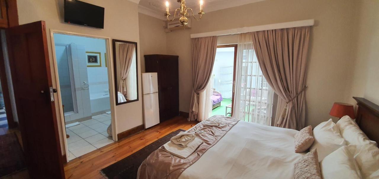 Acacia Westdene B&B Блоемфонтейн Екстериор снимка