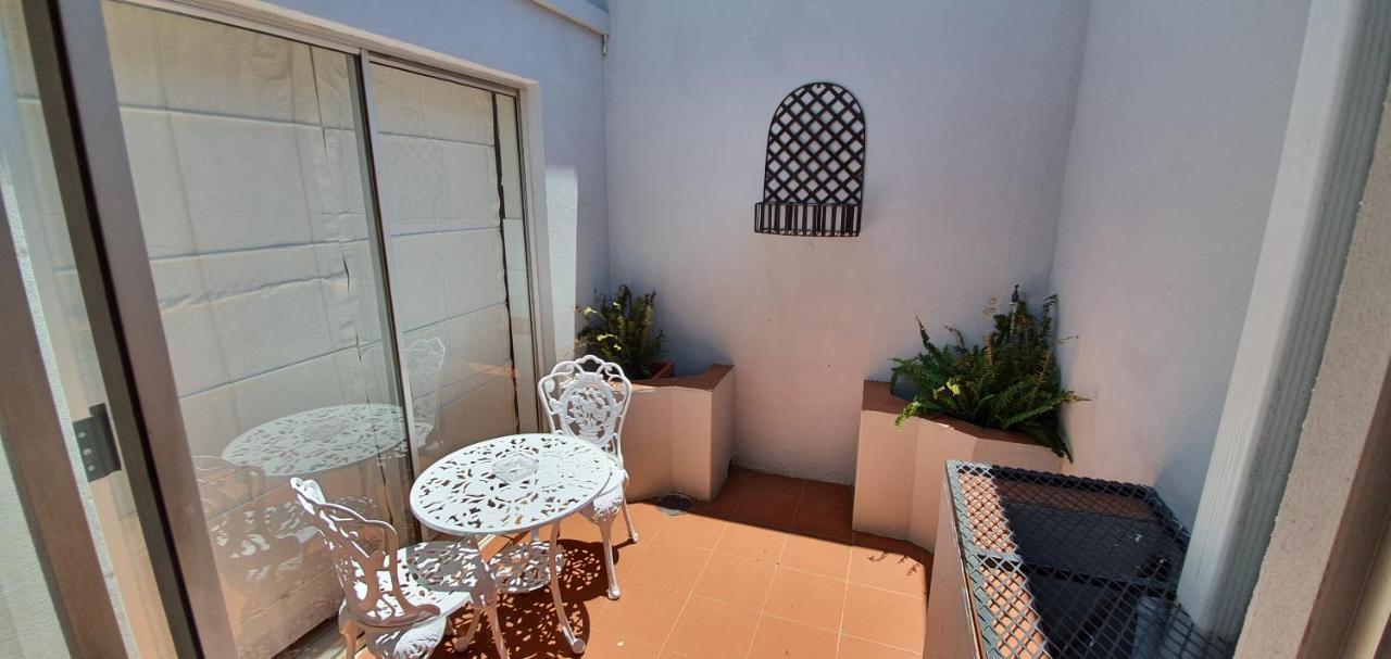 Acacia Westdene B&B Блоемфонтейн Екстериор снимка