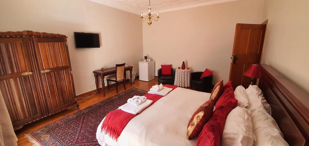 Acacia Westdene B&B Блоемфонтейн Екстериор снимка